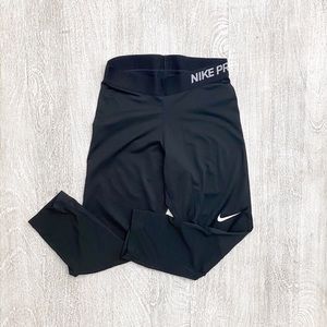 Nike Pro Crop Compression Leggings